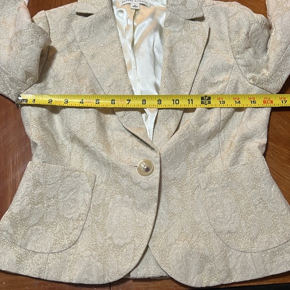 Banana Republic Cream Wool Brocade Tapered Cropped Blazer Size  2 Quiet Luxury - Picture 14 of 16